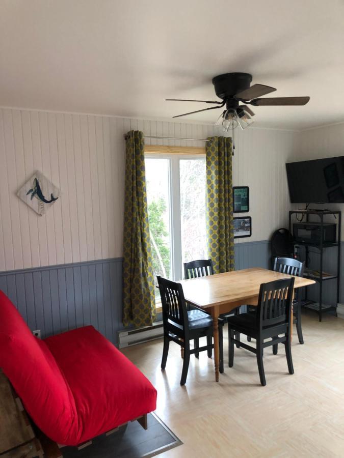 Chalets Les Chanterelles De Forillon L'Anse-au-Griffon Exterior photo